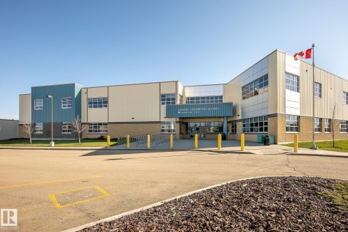 60 9151 Shaw Way, Edmonton, AB - Outdoor