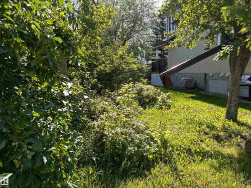 11910 76 St, Edmonton, AB 