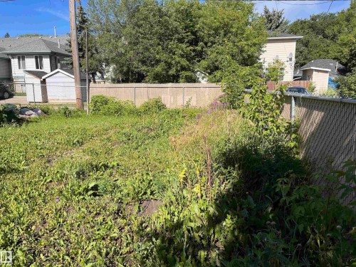 11910 76 St, Edmonton, AB 