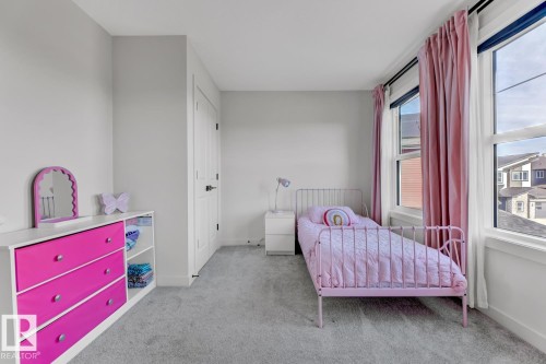 5 Elwyck Gate, Spruce Grove, AB - Indoor Photo Showing Bedroom