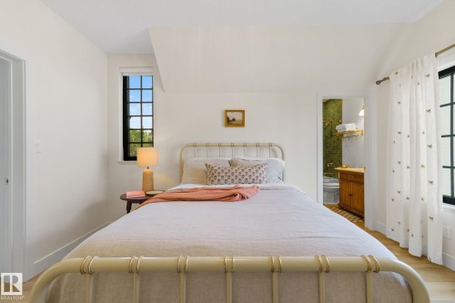 183 Windermere Drive, Edmonton, AB - Indoor Photo Showing Bedroom