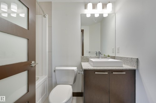 1504 10388 105 Street, Edmonton, AB - Indoor Photo Showing Bathroom