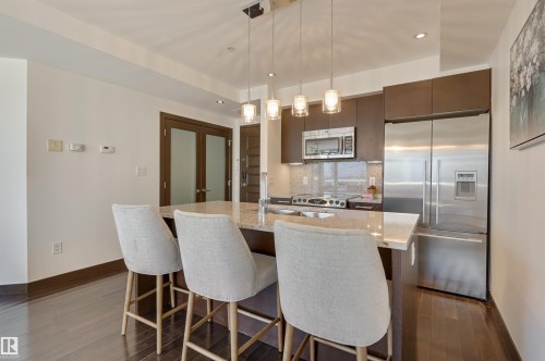 1504 10388 105 Street, Edmonton, AB - Indoor