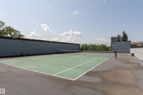 1302 10149 Saskatchewan Drive, Edmonton, AB - Outdoor