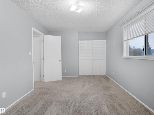 1608 Mill Woods Road E, Edmonton, AB - Indoor Photo Showing Other Room