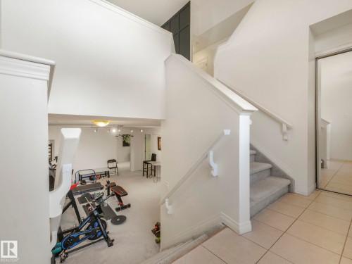 3239 21 Street, Edmonton, AB - Indoor Photo Showing Other Room