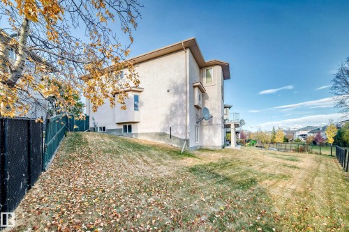 1525 Haswell Close, Edmonton, AB - Outdoor