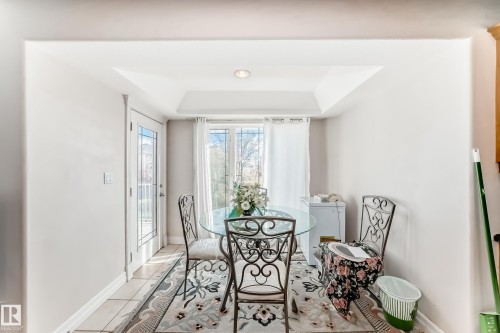 1525 Haswell Close, Edmonton, AB - Indoor Photo Showing Dining Room