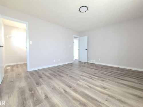 16924 95 Street, Edmonton, AB - Indoor Photo Showing Other Room