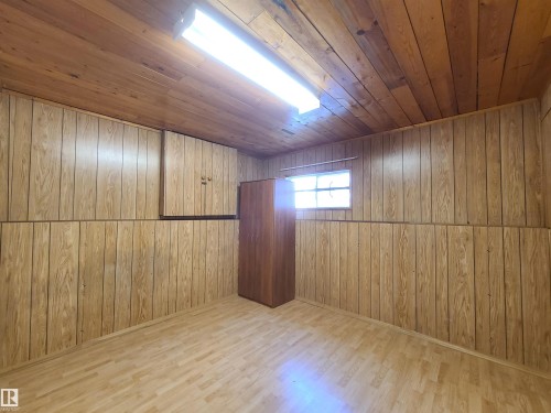 16924 95 Street, Edmonton, AB - Indoor Photo Showing Other Room