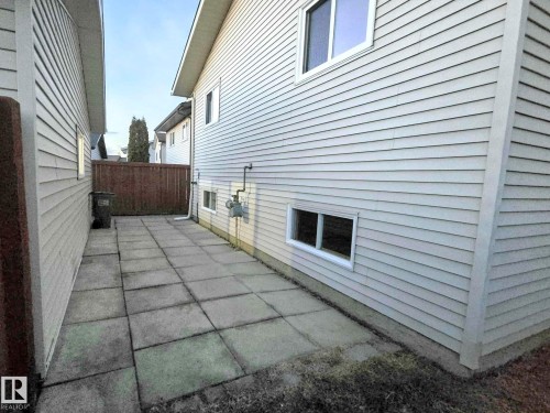16924 95 Street, Edmonton, AB - Outdoor With Exterior