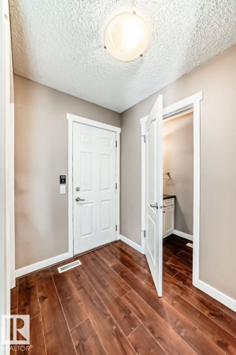 9968 178 Avenue, Edmonton, AB - Indoor Photo Showing Other Room