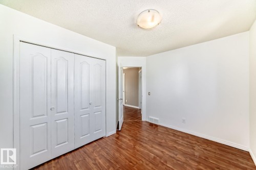 9968 178 Avenue, Edmonton, AB - Indoor Photo Showing Other Room