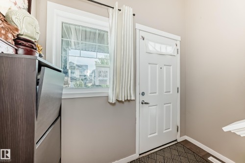 1426 26 Avenue, Edmonton, AB - Indoor Photo Showing Other Room