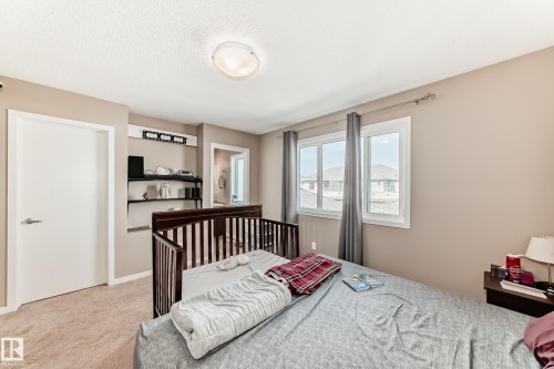 1426 26 Avenue, Edmonton, AB - Indoor Photo Showing Bedroom