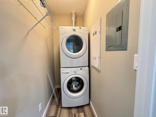 218 508 Griesbach Parade, Edmonton, AB - Indoor Photo Showing Laundry Room