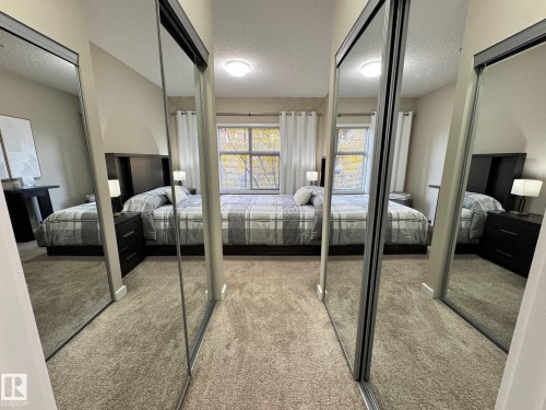 218 508 Griesbach Parade, Edmonton, AB - Indoor Photo Showing Bedroom