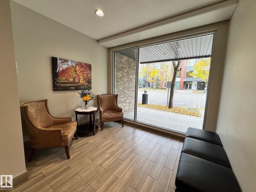 218 508 Griesbach Parade, Edmonton, AB - Indoor