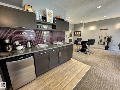 218 508 Griesbach Parade, Edmonton, AB - Indoor