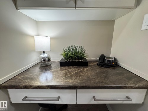 218 508 Griesbach Parade, Edmonton, AB - Indoor Photo Showing Other Room