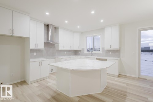 20510 16A Avenue, Edmonton, AB - Indoor Photo Showing Kitchen