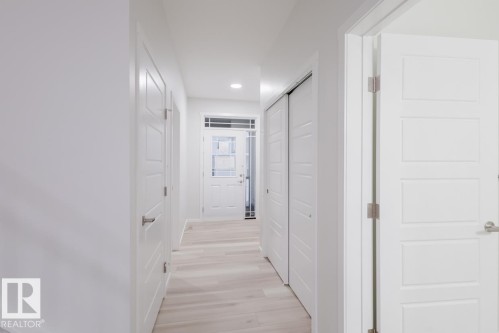 20510 16A Avenue, Edmonton, AB - Indoor Photo Showing Other Room