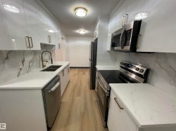 2D TWIN Terrace  Edmonton, AB T6K 1V4