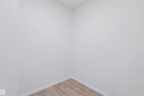 2031 209 Street, Edmonton, AB - Indoor Photo Showing Other Room