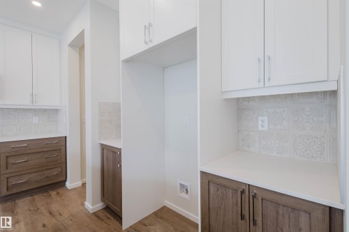 2031 209 Street, Edmonton, AB - Indoor Photo Showing Other Room