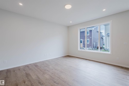 2031 209 Street, Edmonton, AB - Indoor Photo Showing Other Room