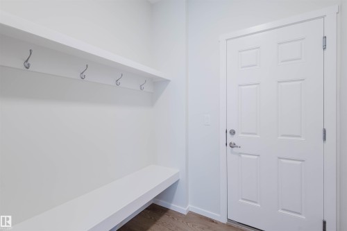 2031 209 Street, Edmonton, AB - Indoor