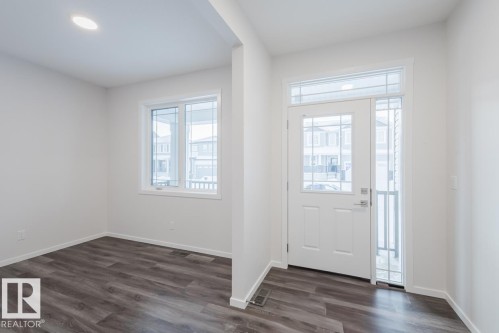 2027 209 Street, Edmonton, AB - Indoor Photo Showing Other Room