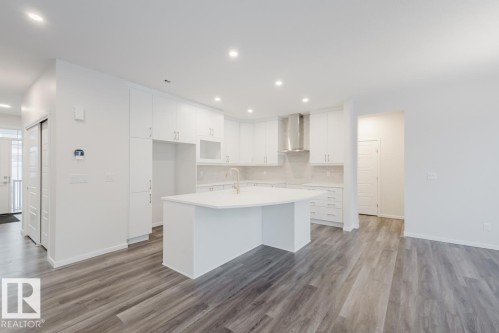 2027 209 Street, Edmonton, AB - Indoor Photo Showing Kitchen