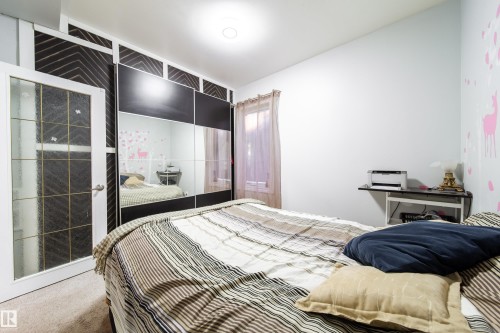 11536 83 Street, Edmonton, AB - Indoor Photo Showing Bedroom