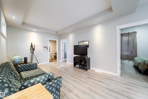 11536 83 Street, Edmonton, AB - Indoor Photo Showing Living Room