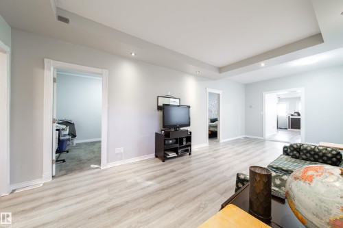 11536 83 Street, Edmonton, AB - Indoor Photo Showing Living Room