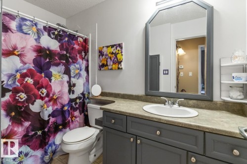 10 2508 Hanna Crescent, Edmonton, AB - Indoor Photo Showing Bathroom