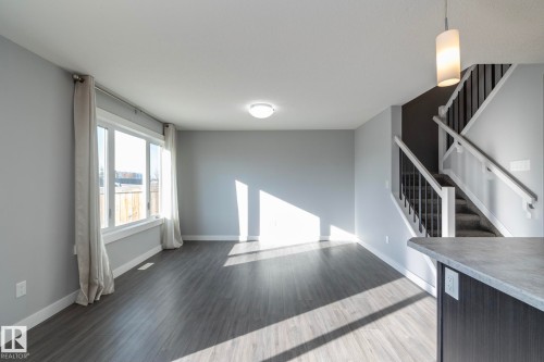 7257 Armour Crescent, Edmonton, AB - Indoor Photo Showing Other Room