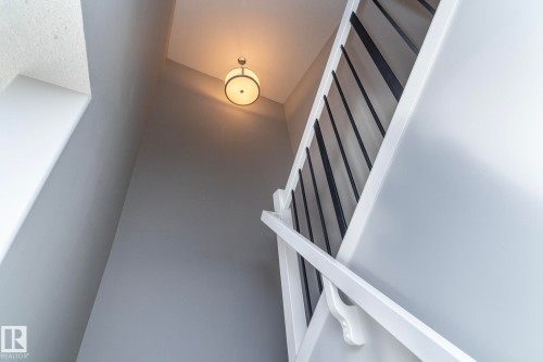 7257 Armour Crescent, Edmonton, AB - Indoor Photo Showing Other Room