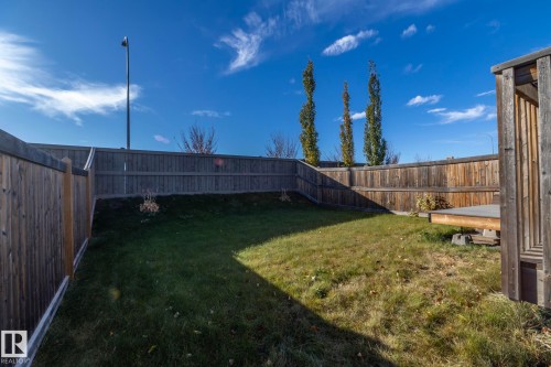 7257 Armour Crescent, Edmonton, AB - Outdoor