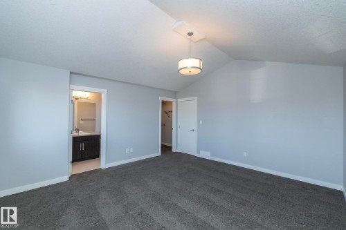 7257 Armour Crescent, Edmonton, AB - Indoor Photo Showing Other Room