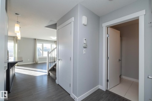 7257 Armour Crescent, Edmonton, AB - Indoor Photo Showing Other Room