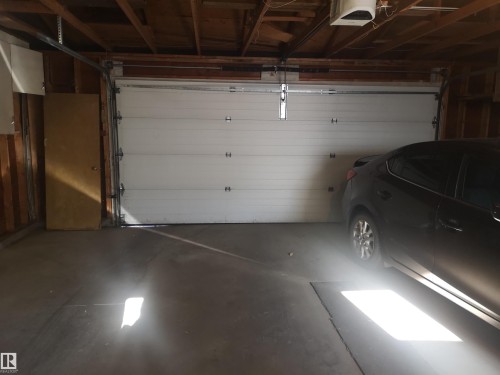 9636 63 Avenue, Edmonton, AB - Indoor Photo Showing Garage