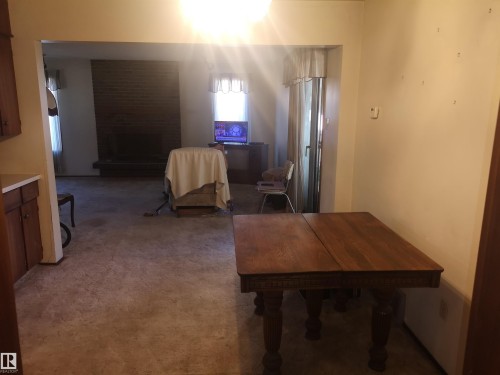 9636 63 Avenue, Edmonton, AB - Indoor Photo Showing Other Room