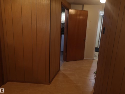 9636 63 Avenue, Edmonton, AB - Indoor Photo Showing Other Room