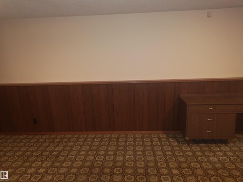 9636 63 Avenue, Edmonton, AB - Indoor Photo Showing Other Room