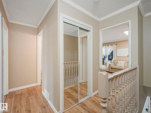 K8 1 Garden Grove, Edmonton, AB - Indoor Photo Showing Other Room