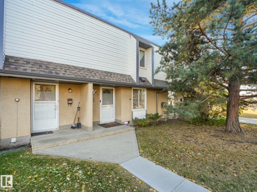 K8 1 Garden Grove, Edmonton, AB - Outdoor