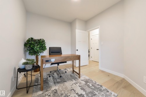 13 1005 Calahoo Road, Spruce Grove, AB - Indoor Photo Showing Office