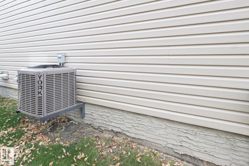 819 172 Street, Edmonton, AB - Outdoor